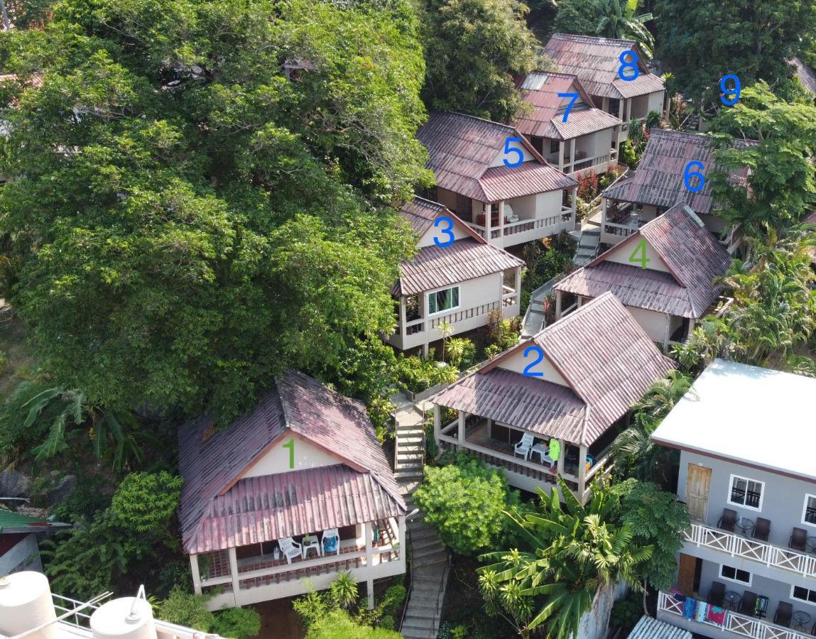 Kata Beachwalk Hotel And Bungalows 외부 사진