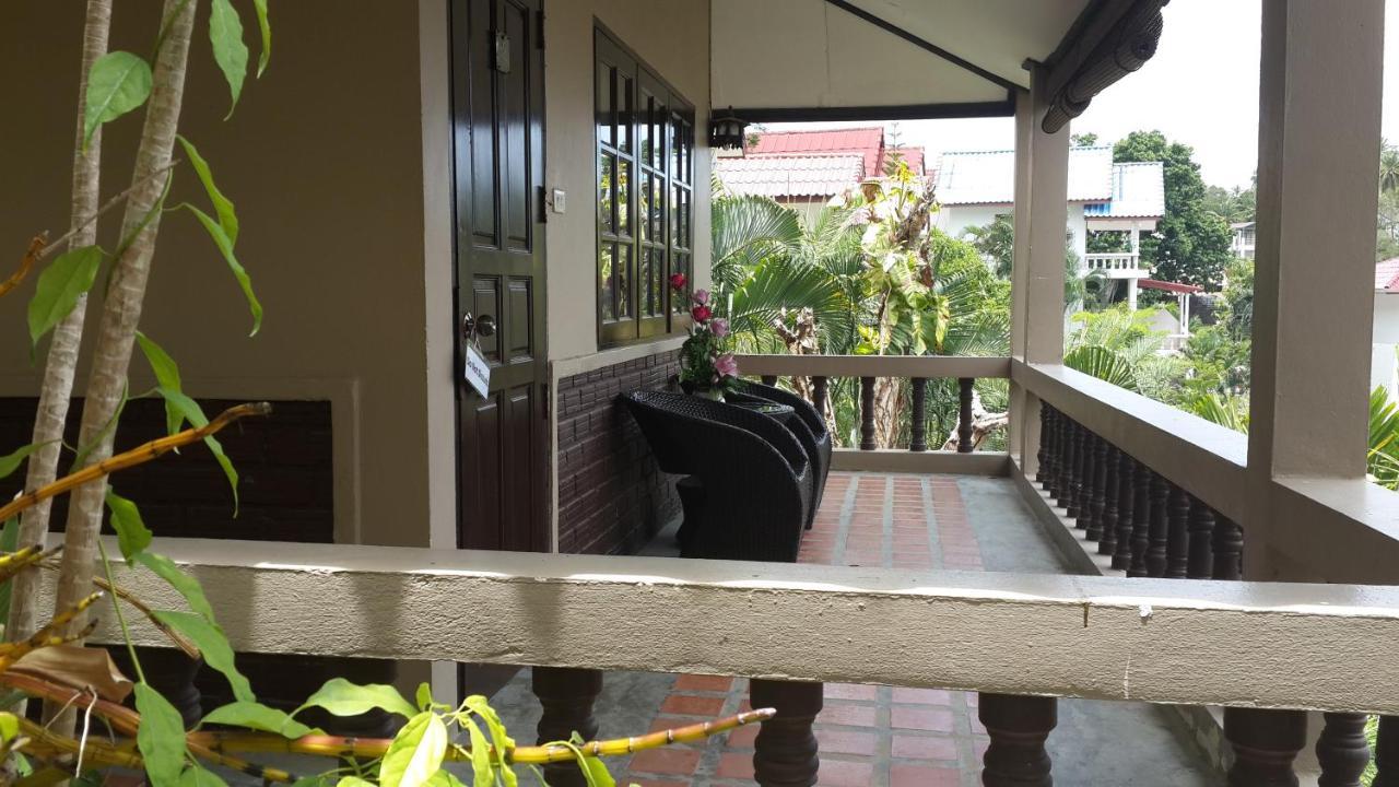 Kata Beachwalk Hotel And Bungalows 외부 사진