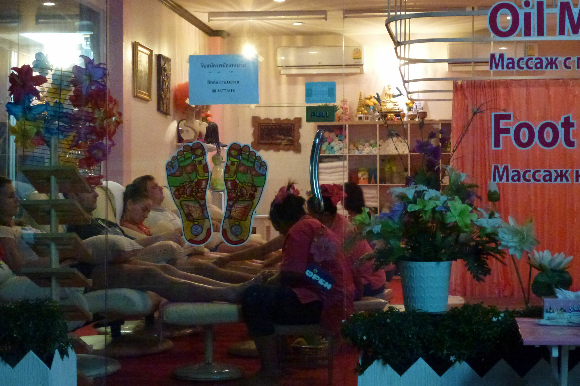 Kata Beachwalk Hotel And Bungalows 외부 사진